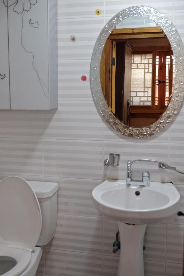 Haemil Hanok Guesthouse Seul Quarto foto